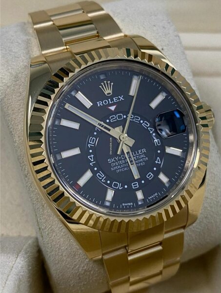 Rolex Sky-Dweller Or Acier