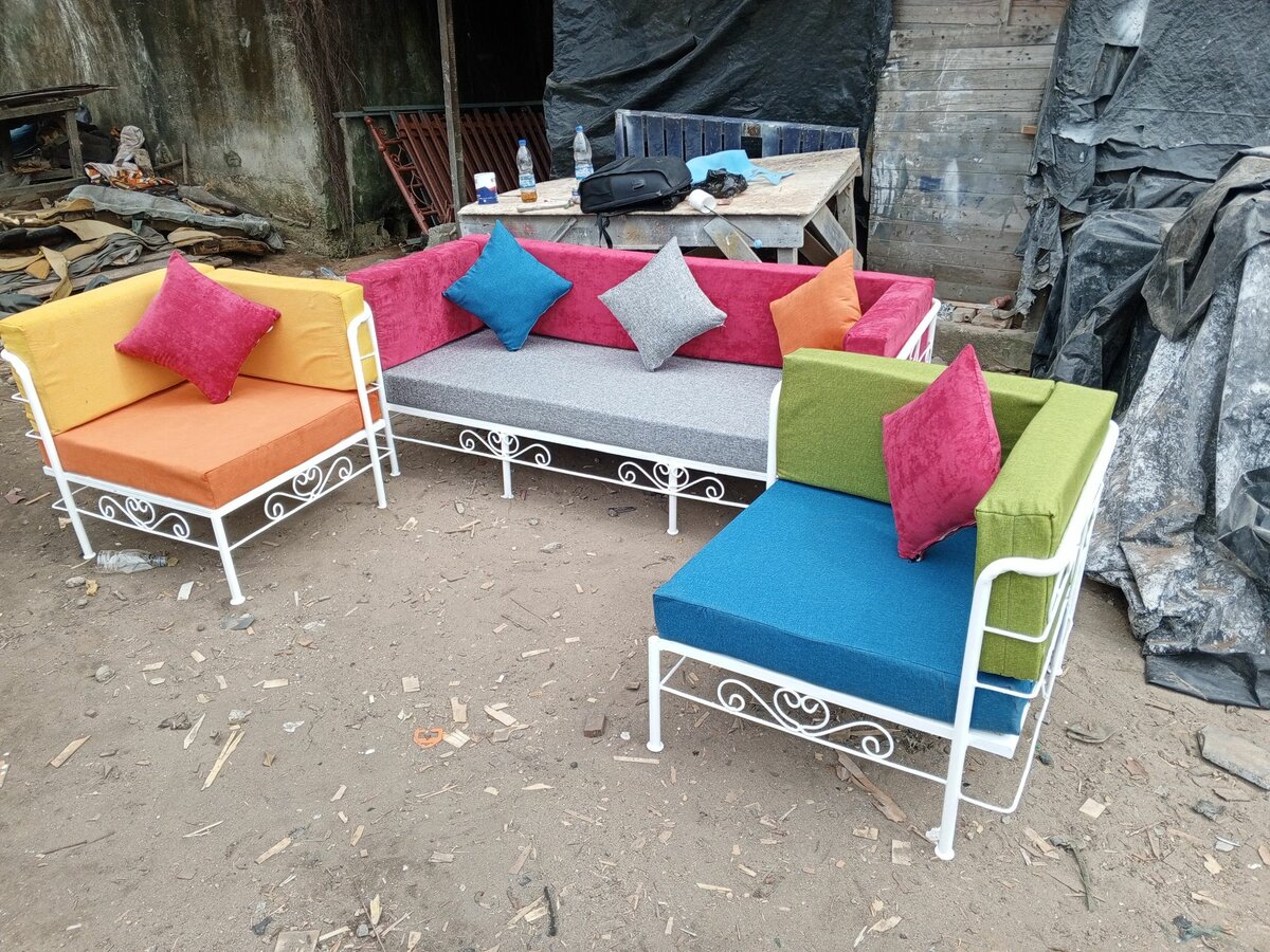 Fauteuil métallique