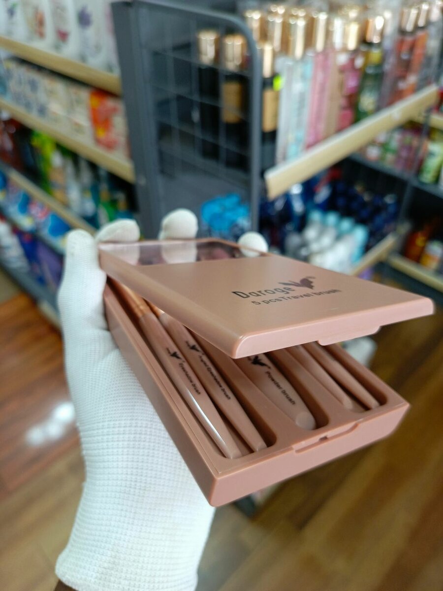 Daroge Makeup 12pcs Travel Brush Set