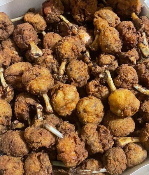 Des ailerons de poulets pané
