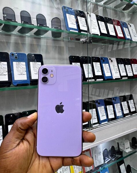 iPhone 11 simple Violet 64GB