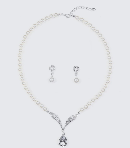 A Pearl set 