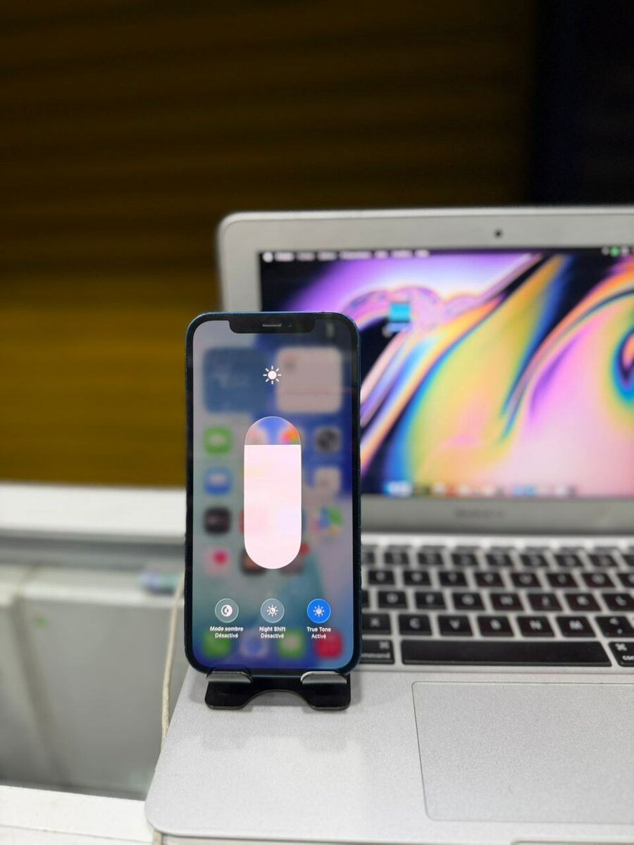 iPhone 12 64GB 2nd main