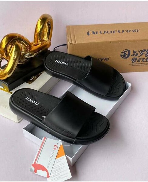 Claquettes confortables LUOFU