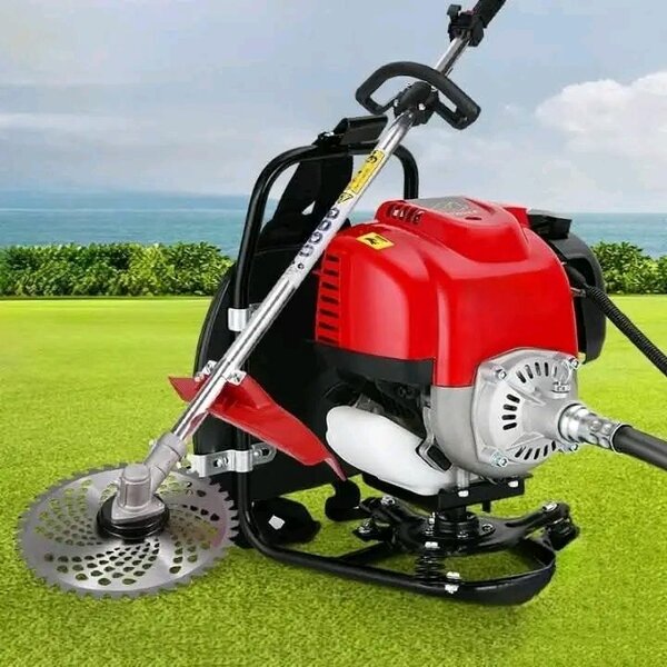 Débroussailleuse à dos puissante