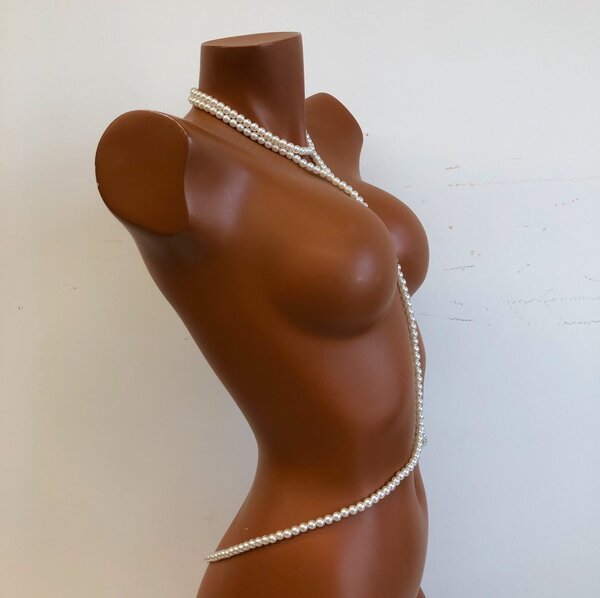 Pearl body