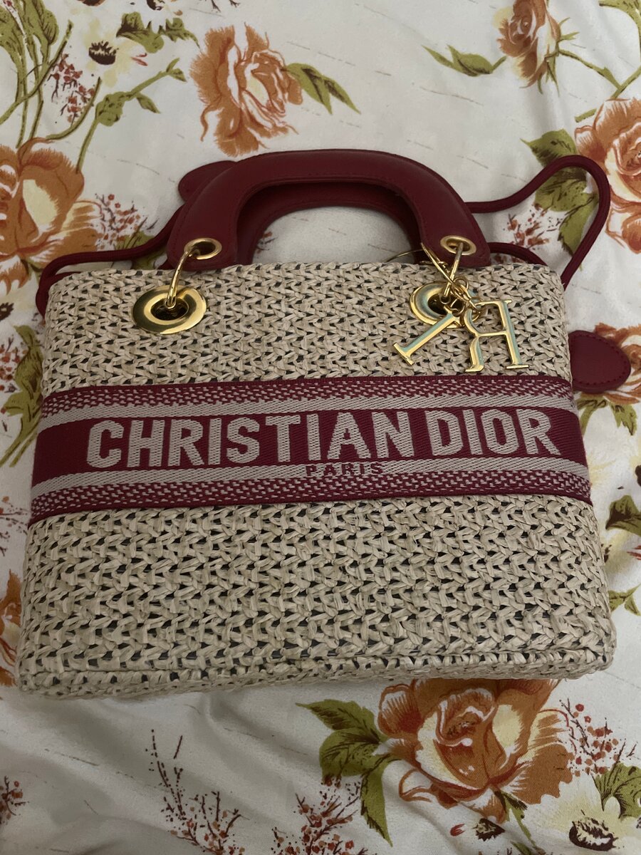Sac en paille Dior chic