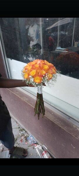 Bouquet de roses orange