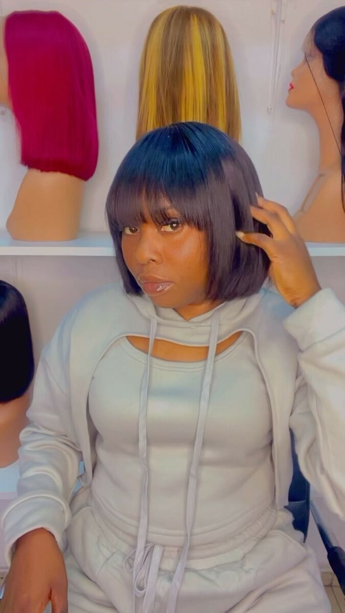 Beautiful and elegant women's wig