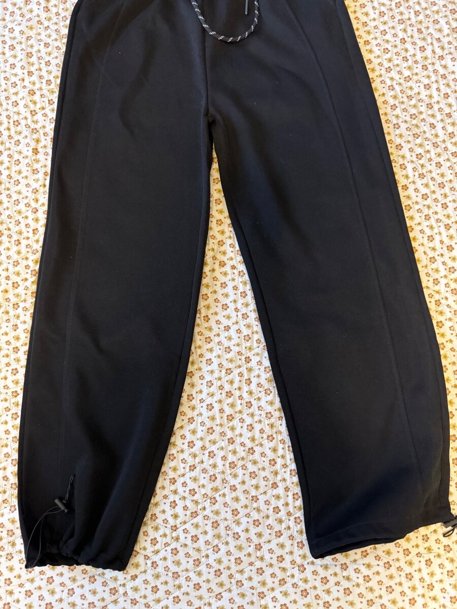 Спортивные штаны на манжете