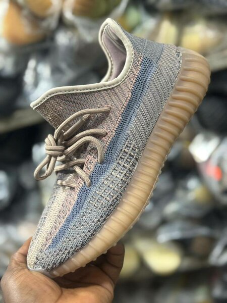 Yeezy boots v2