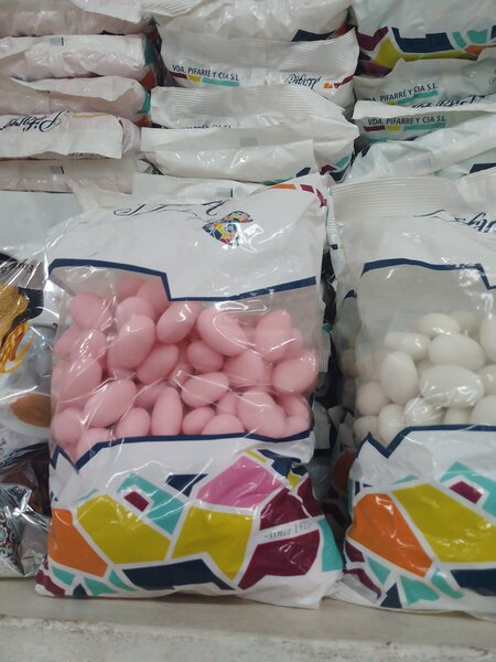 Dragées en sucre de couleur1kg