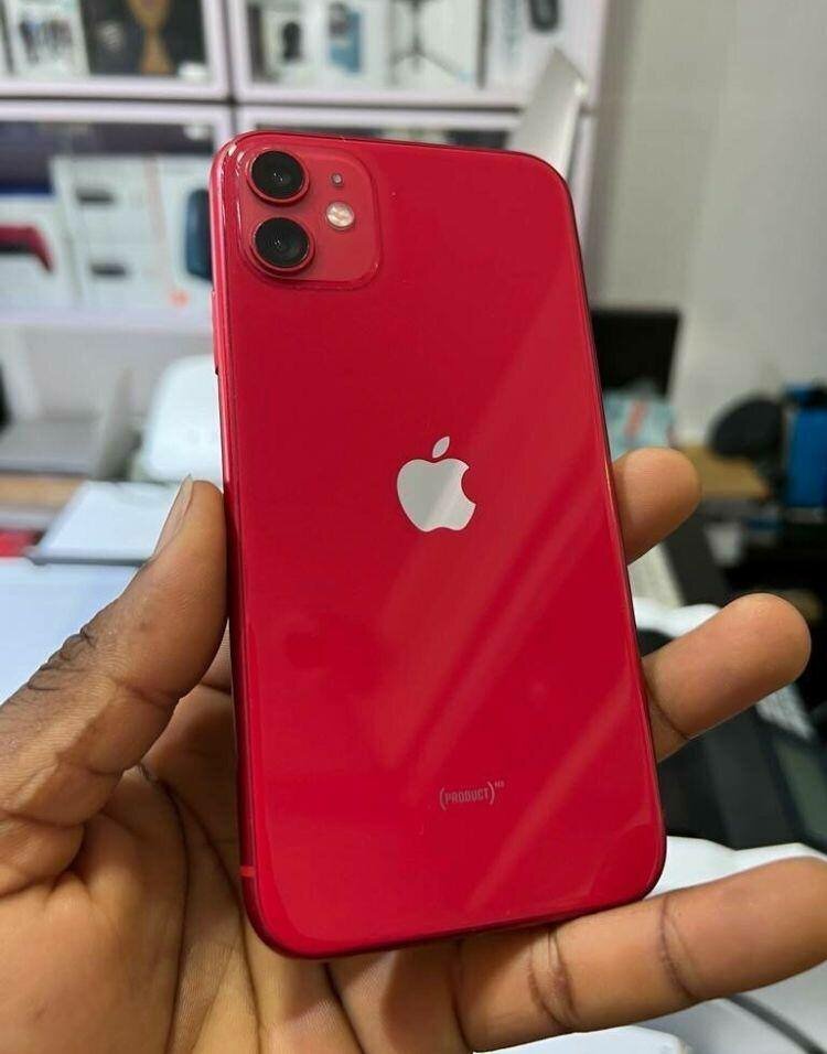 iPhone 11