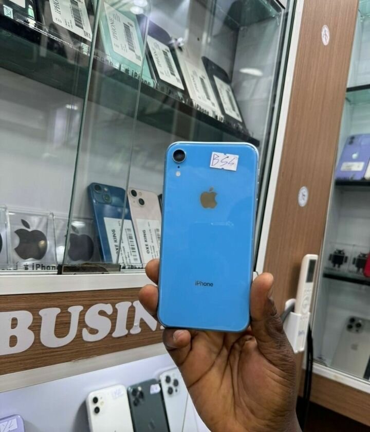 iPhone XR Bleu neuf