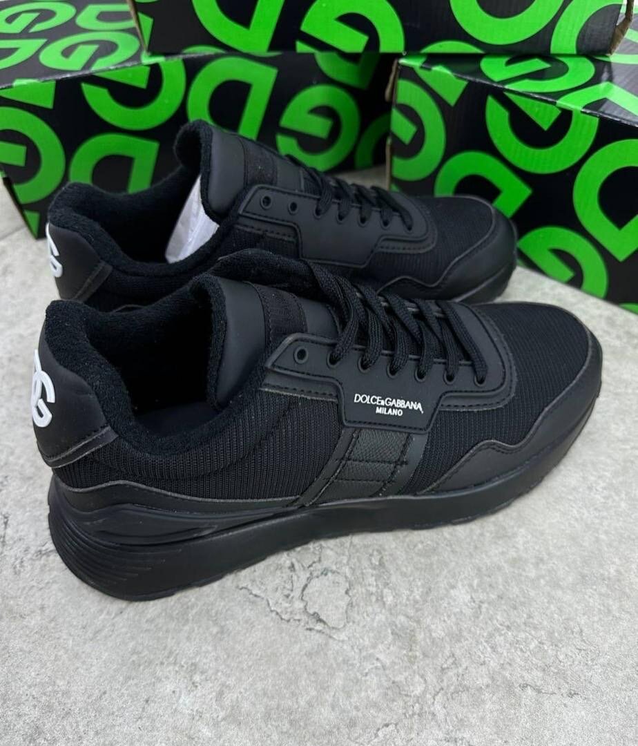 DOLCE AND GABBANNA SNEAKER