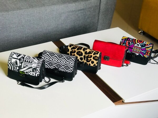 Sac bandoulière motifs animaliers