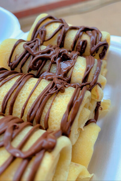 Crêpes roulées au chocolat