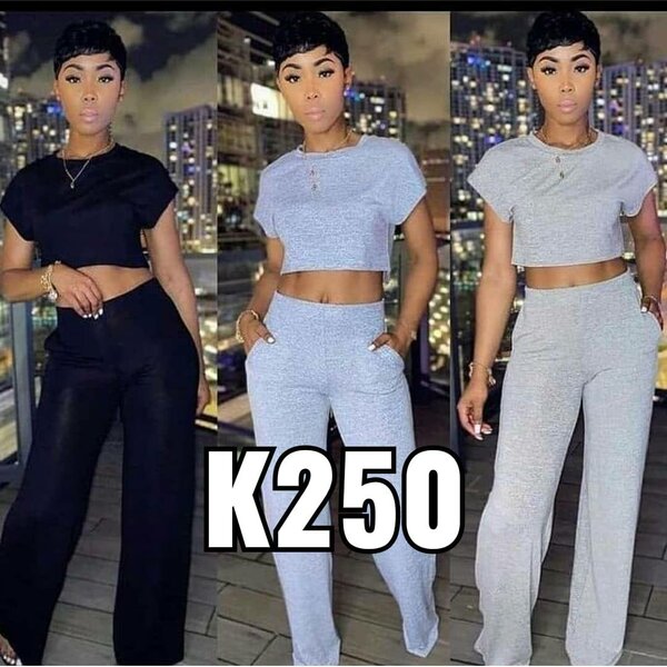 femmes costume top avec pantalon