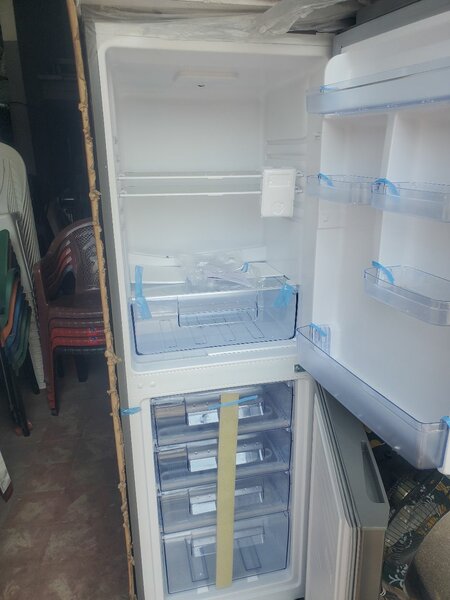 Réfrigérateur combiné NASCO