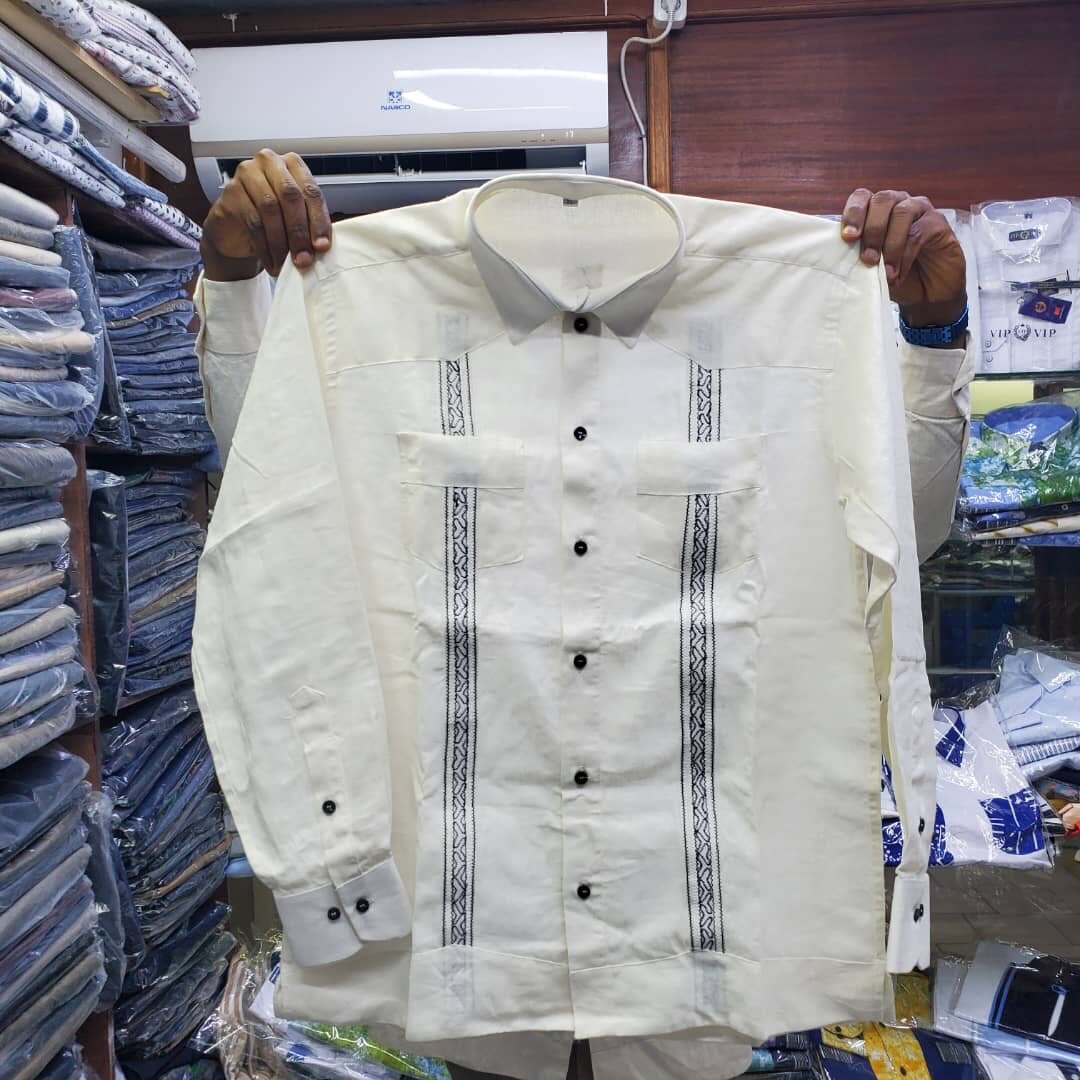 Chemise Cubaine avec broderie