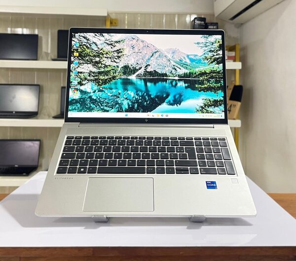 HP Elitebook G10 (13e Gen)