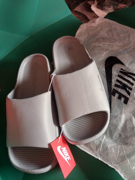 Nike Claquettes Confortables