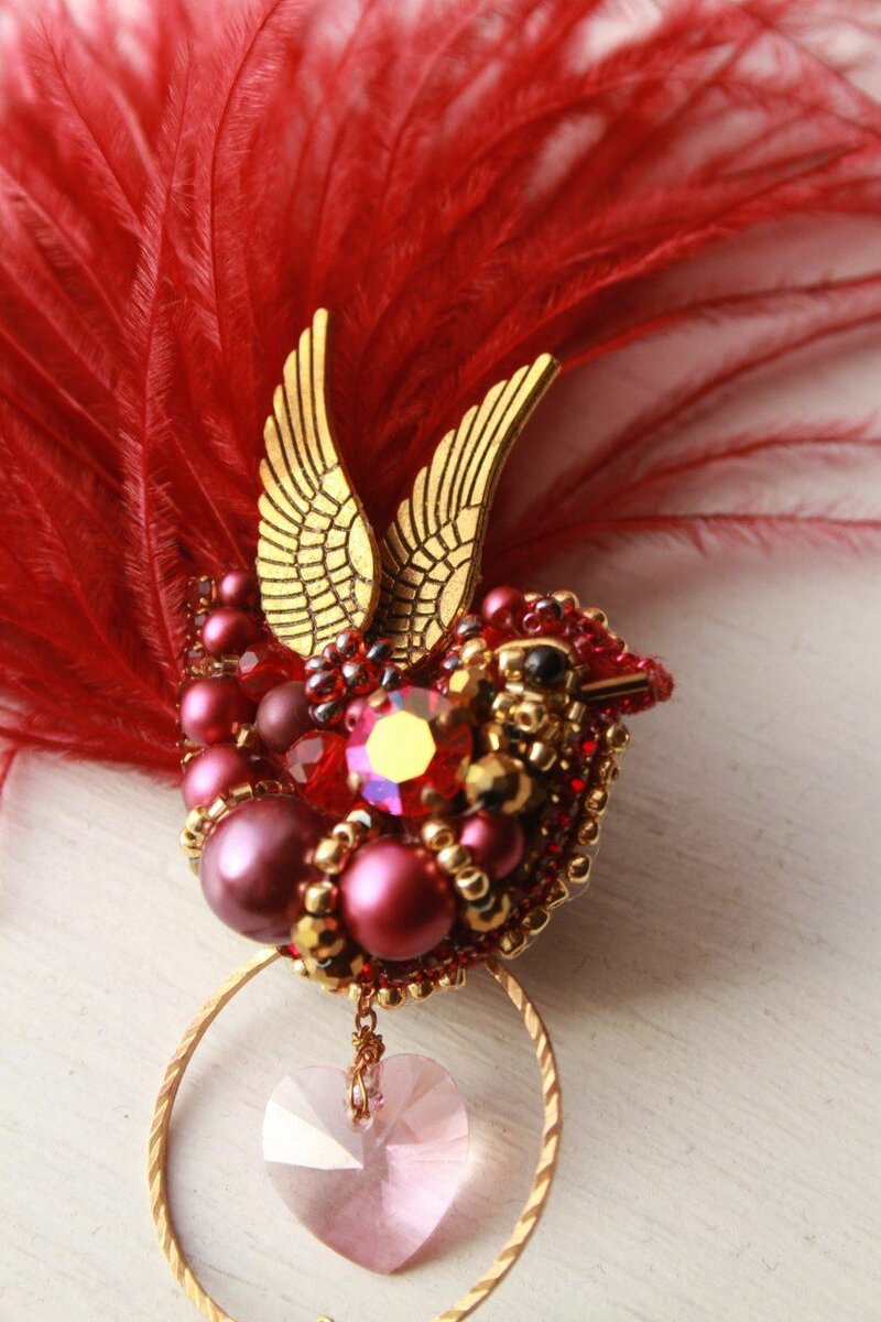 Брошь птичка.