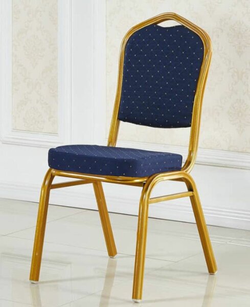 LOTS DE 100 PIÈCES DE CHAISES DE CÉRÉMONIE