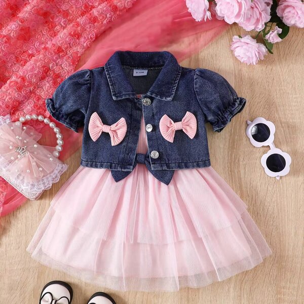 Robe en tuiles et gilet jean