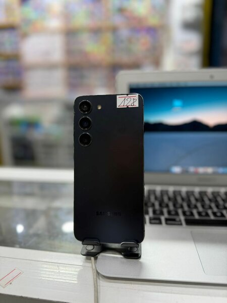 Samsung Galaxy S23 128 Giga et