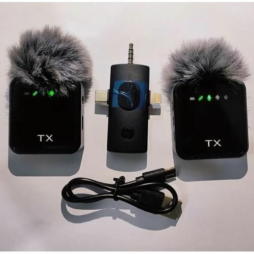 Un microphone cravate compact