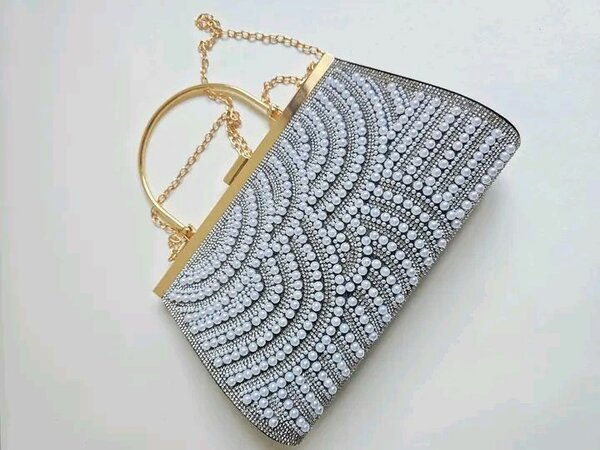 Sac à main élégant strass