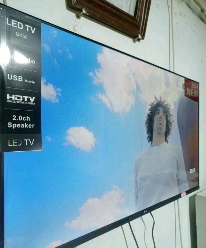 Télévision UHD LG 45 pouces