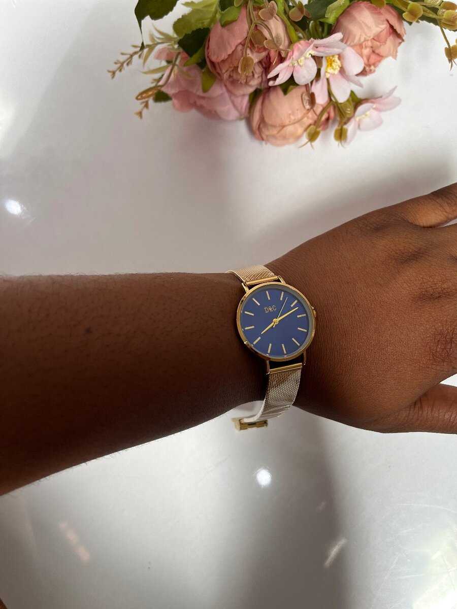 Ladies wrist watch
