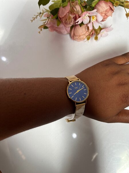Ladies wrist watch