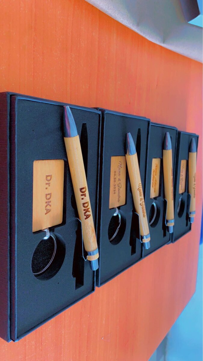 Wooden Pen and Keyholder Set