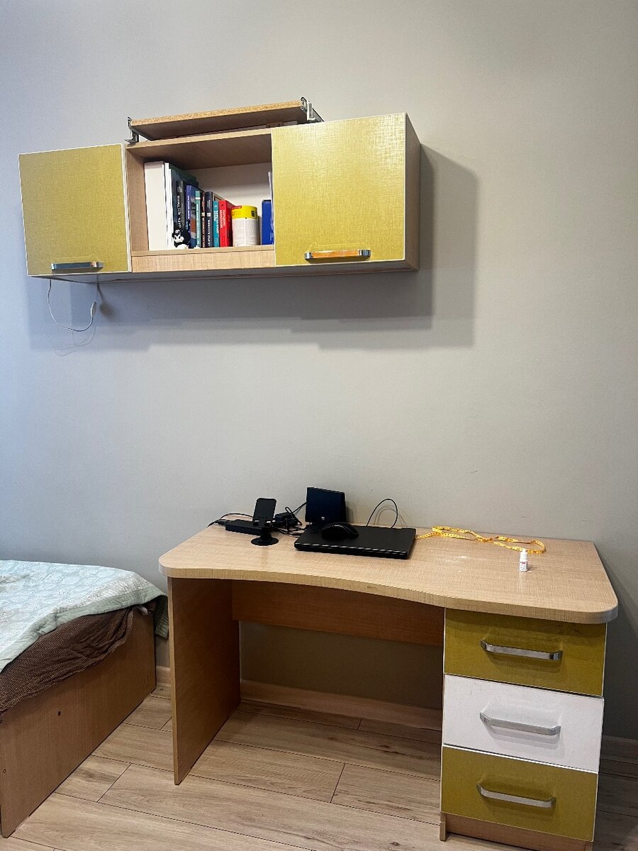 Гардеробная, д/я кровать, стол