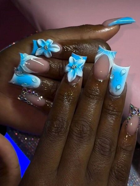 Ongles décoratifs en acrylique