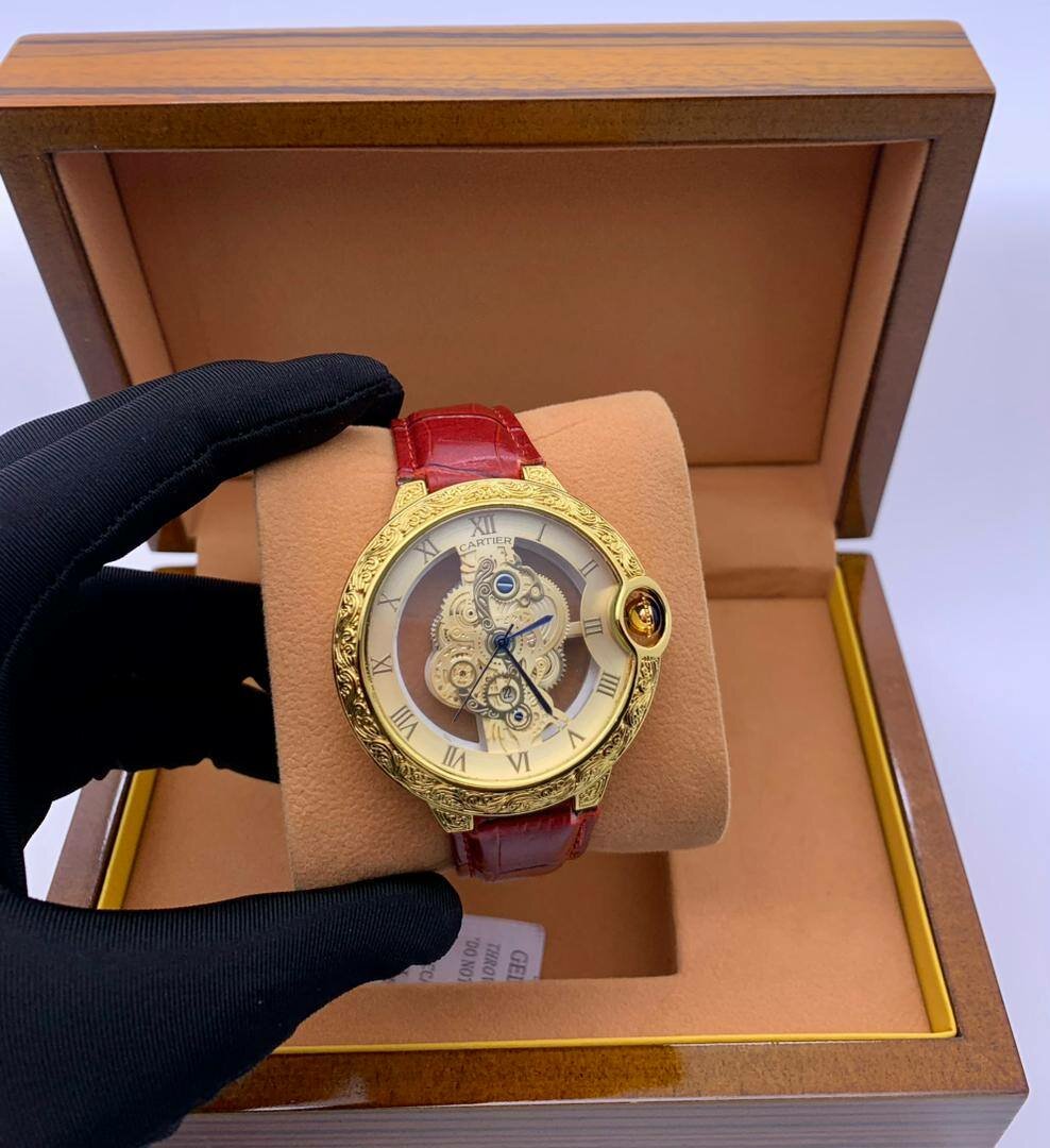 Montre  CARTIER luxe homme