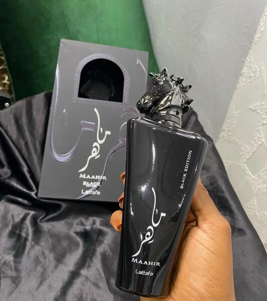 Parfum Maahir Black Edition
