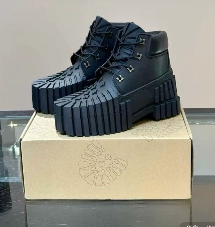 Bottes robustes anti-dérapantes