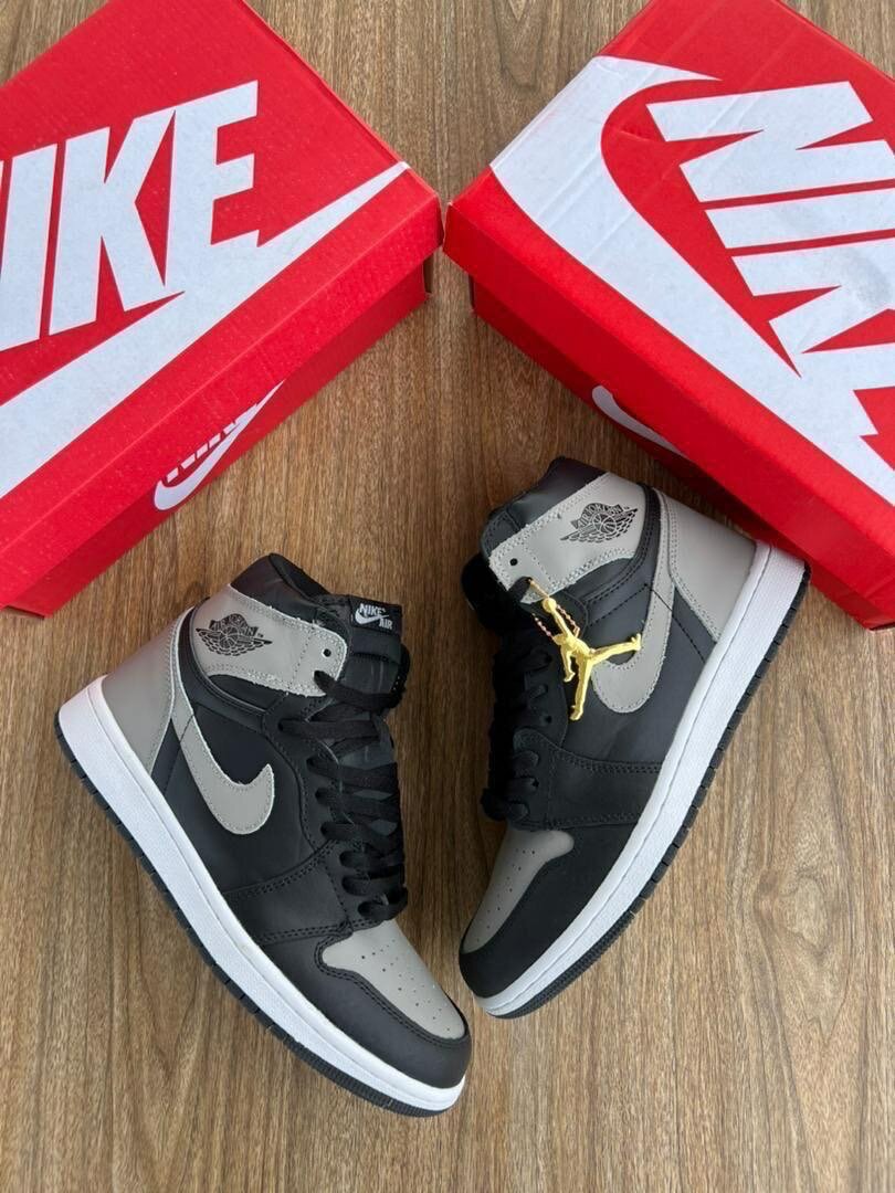 Nike Air Jordan 1