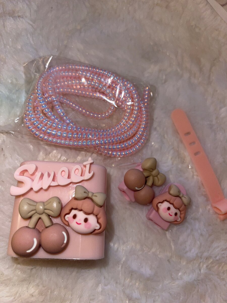 Silicon charger protector