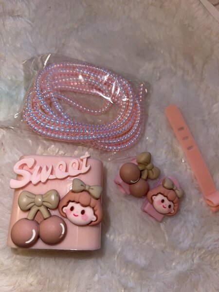 Silicon charger protector