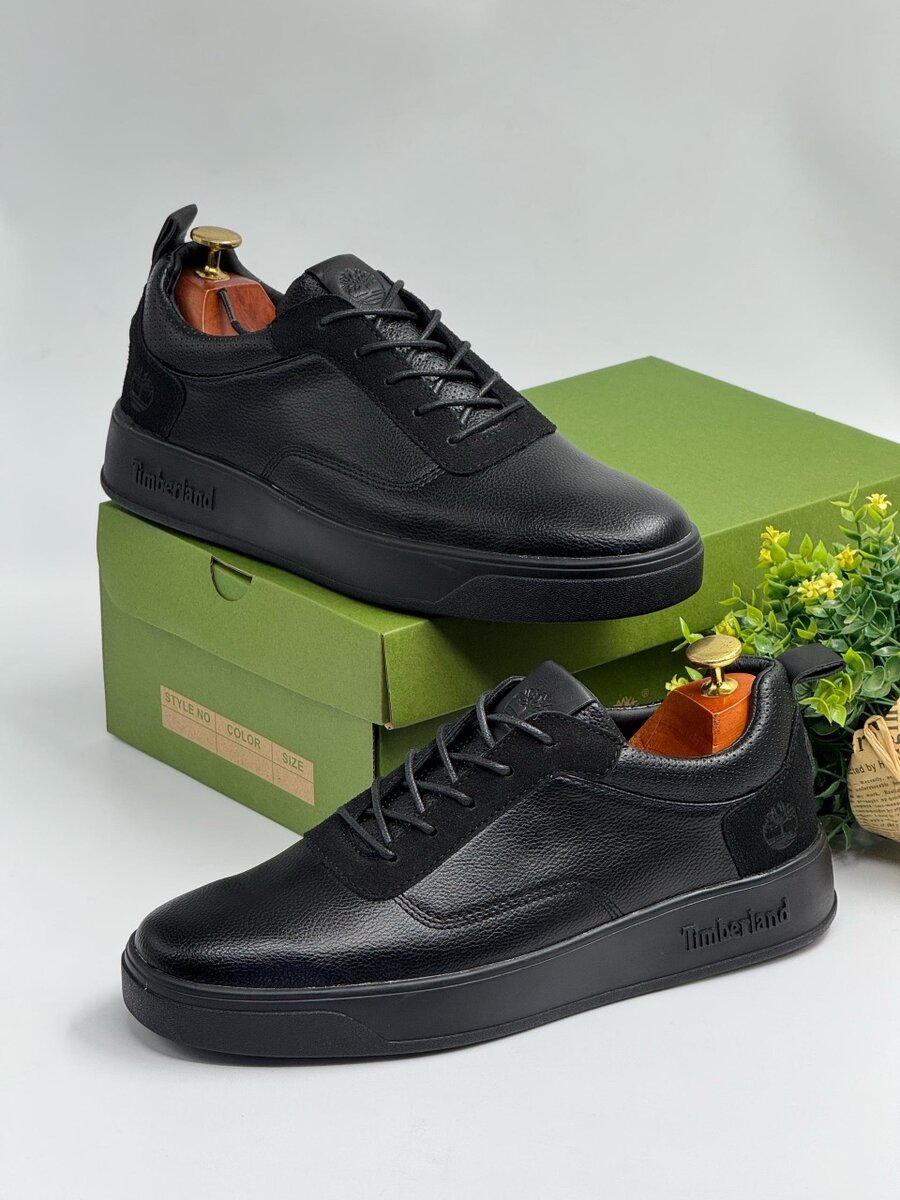 TIMBERLAND ALL BLACK