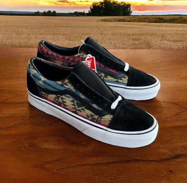 Vans Sneakers