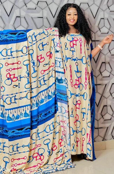 Boubous avec grand écharpe