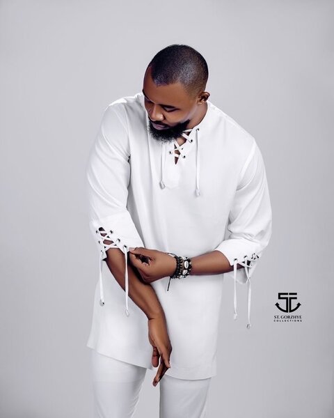 Tunique blanche élégante