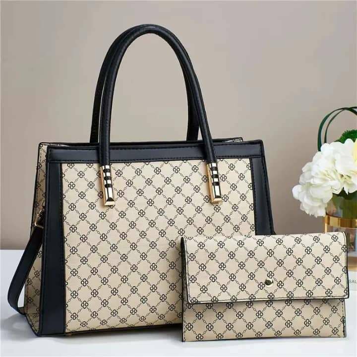 Ensemble sac à main et pochette élégants