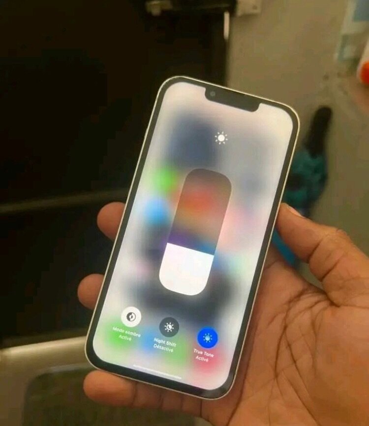 iPhone 13 - 128 Go Blanc